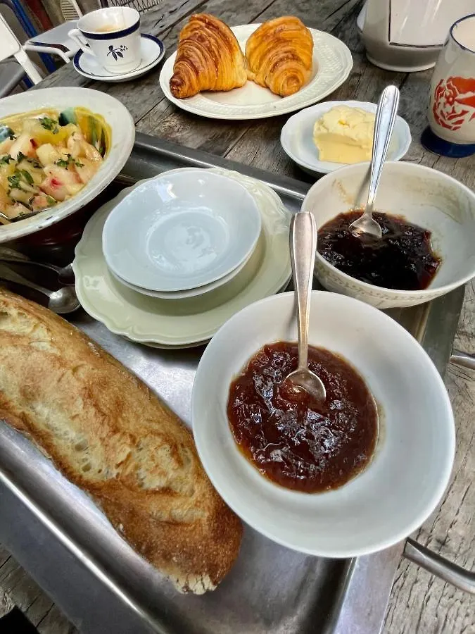 Le Grand Maulnes Bed and Breakfast Παρίσι